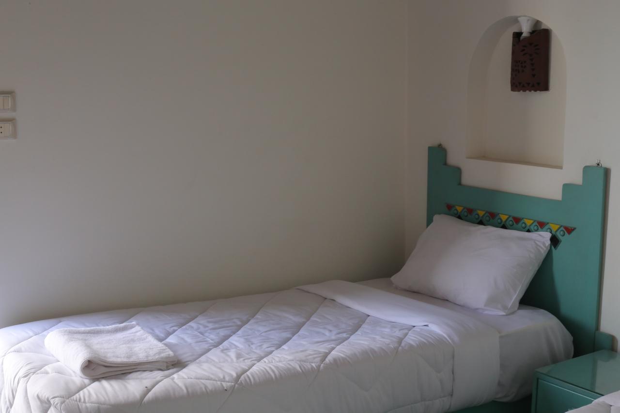 Hotel Ashry Narty Assuan Esterno foto